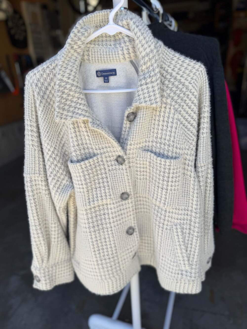 Democracy Houndstooth Fuzzy Knit Button-Up Shirt Jacket Medium